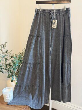 EASEL MINERAL WASHED TIERED PANTS 100% COTTON